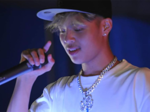 བོད་ཀྱི་ན་གཞོན་གཞས་མ་གཏམ་སྒྱུ་རྩལ་བ་བསྟན་འཛིན་ཡོན་ཏན།