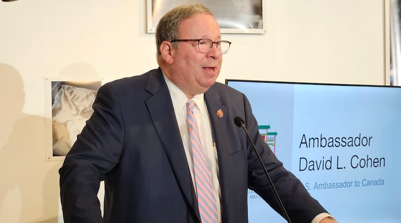 美国驻加拿大大使科恩(David Cohen)认为加美抗中在同一阵线上,而中国企图分化两国关系。 (记者柳飞拍摄)